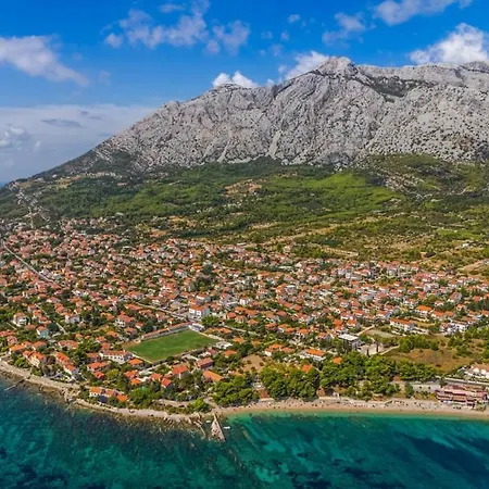 In With Terrace, Air Conditioning, Wifi, Washing Machine